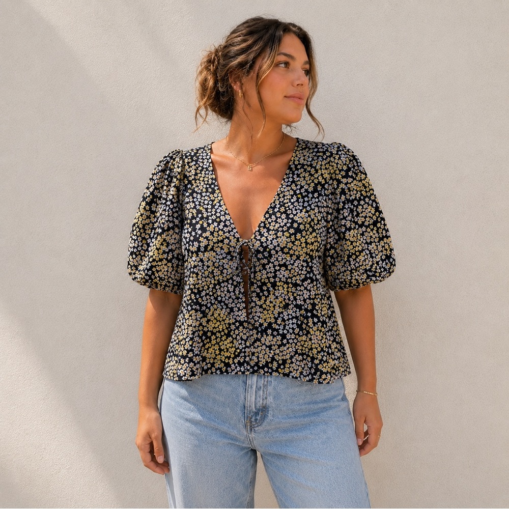 H&M Floral Puff Sleeve Blouse Size L Black Cottagecore Tie Front Top